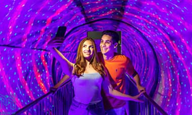 MUSEUM OF ILLUSIONS CHICAGO Website